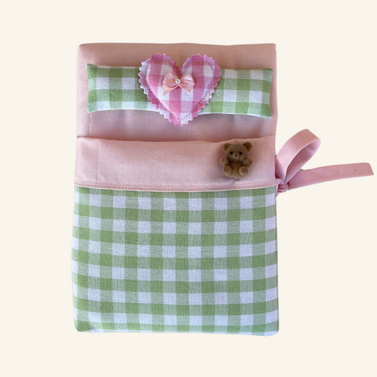 Green Gingham Medium Bed Book Sleeve