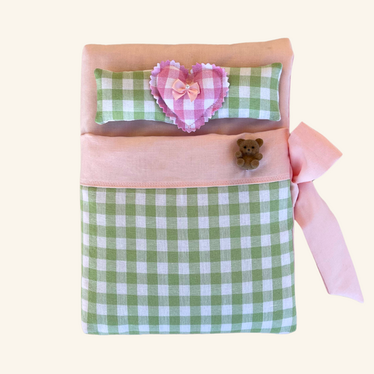 Green Gingham Large Bed Book Sleeve