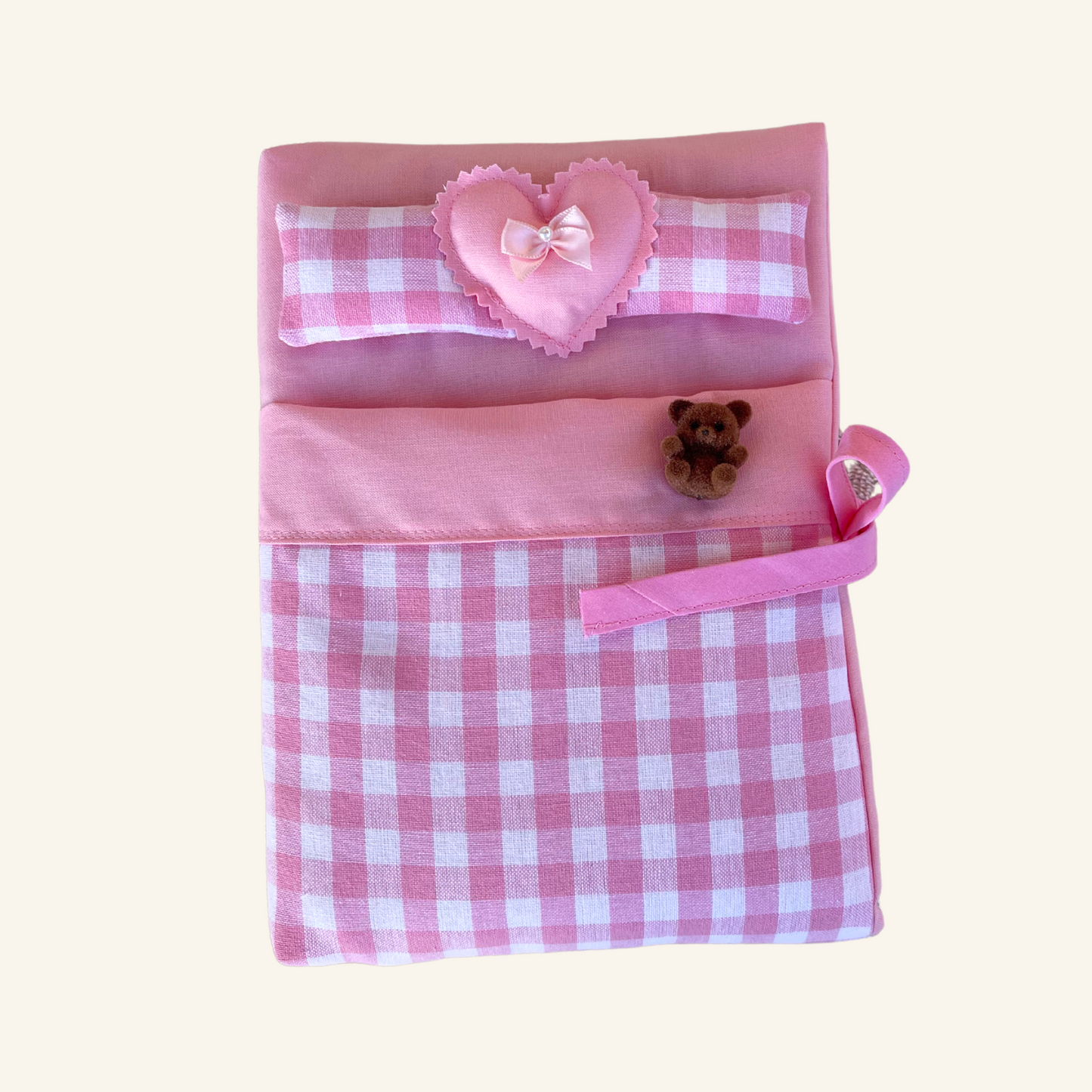 Pink Gingham Medium Bed Book Sleeve