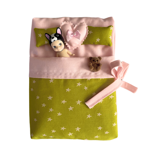 Green + Pink Stars Medium Bed Book Sleeve